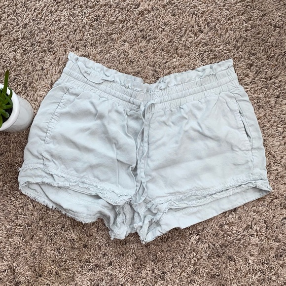 cloth & stone Pants - Anthropologie Cloth & Stone Raw Edge Shorts